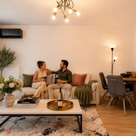 Apart B&V 203 Coresi - Modern Flat With Parking-2